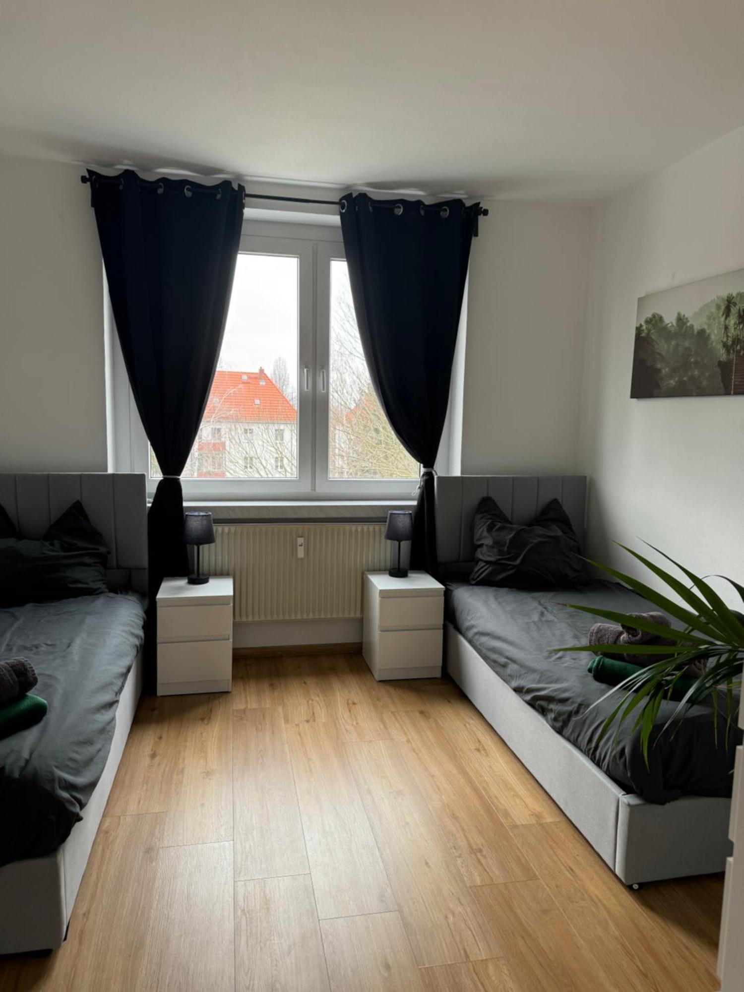Monteur-& Ferienwohnung Eichmann دريسدن المظهر الخارجي الصورة